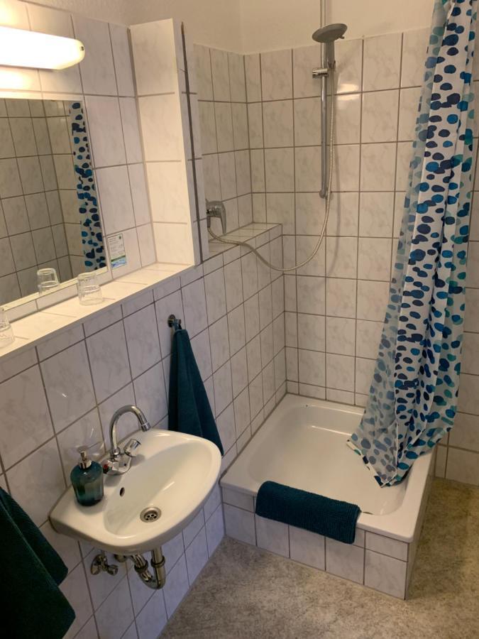 Bed and Breakfast Zum Armen Mann Düsseldorf Esterno foto