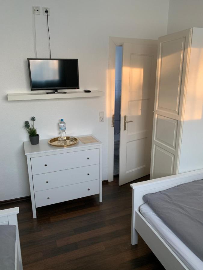 Bed and Breakfast Zum Armen Mann Düsseldorf Esterno foto