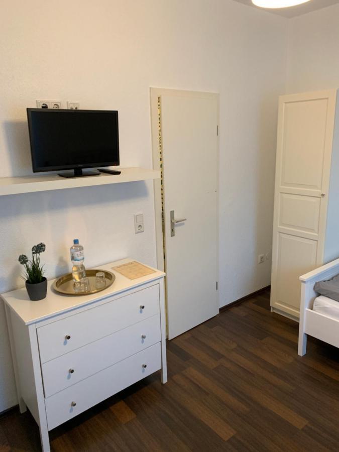 Bed and Breakfast Zum Armen Mann Düsseldorf Esterno foto