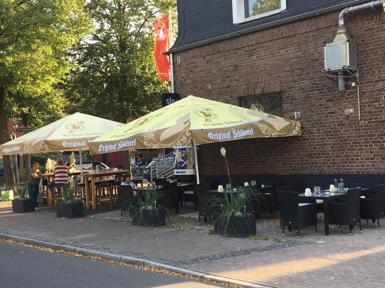 Bed and Breakfast Zum Armen Mann Düsseldorf Esterno foto