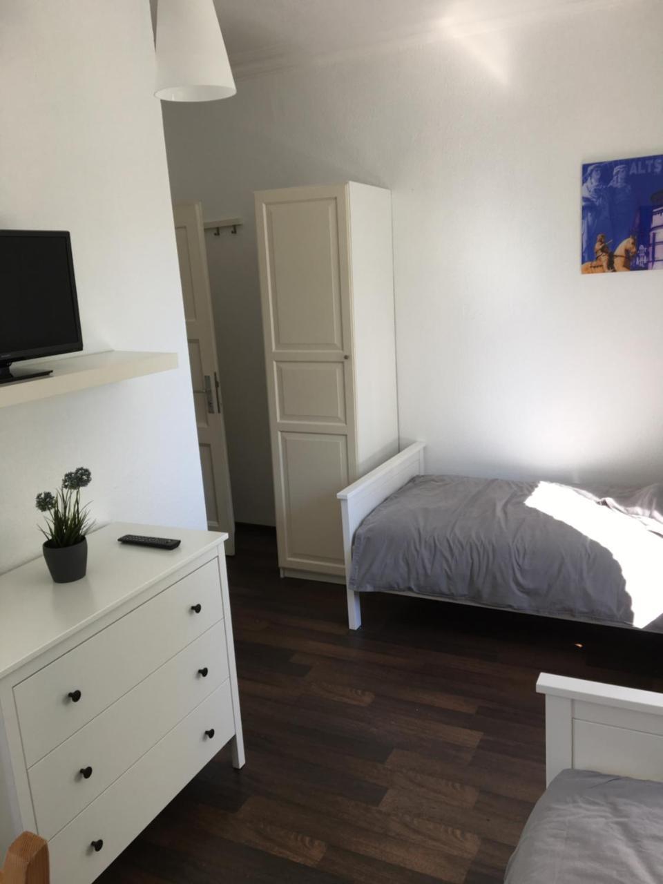 Bed and Breakfast Zum Armen Mann Düsseldorf Esterno foto