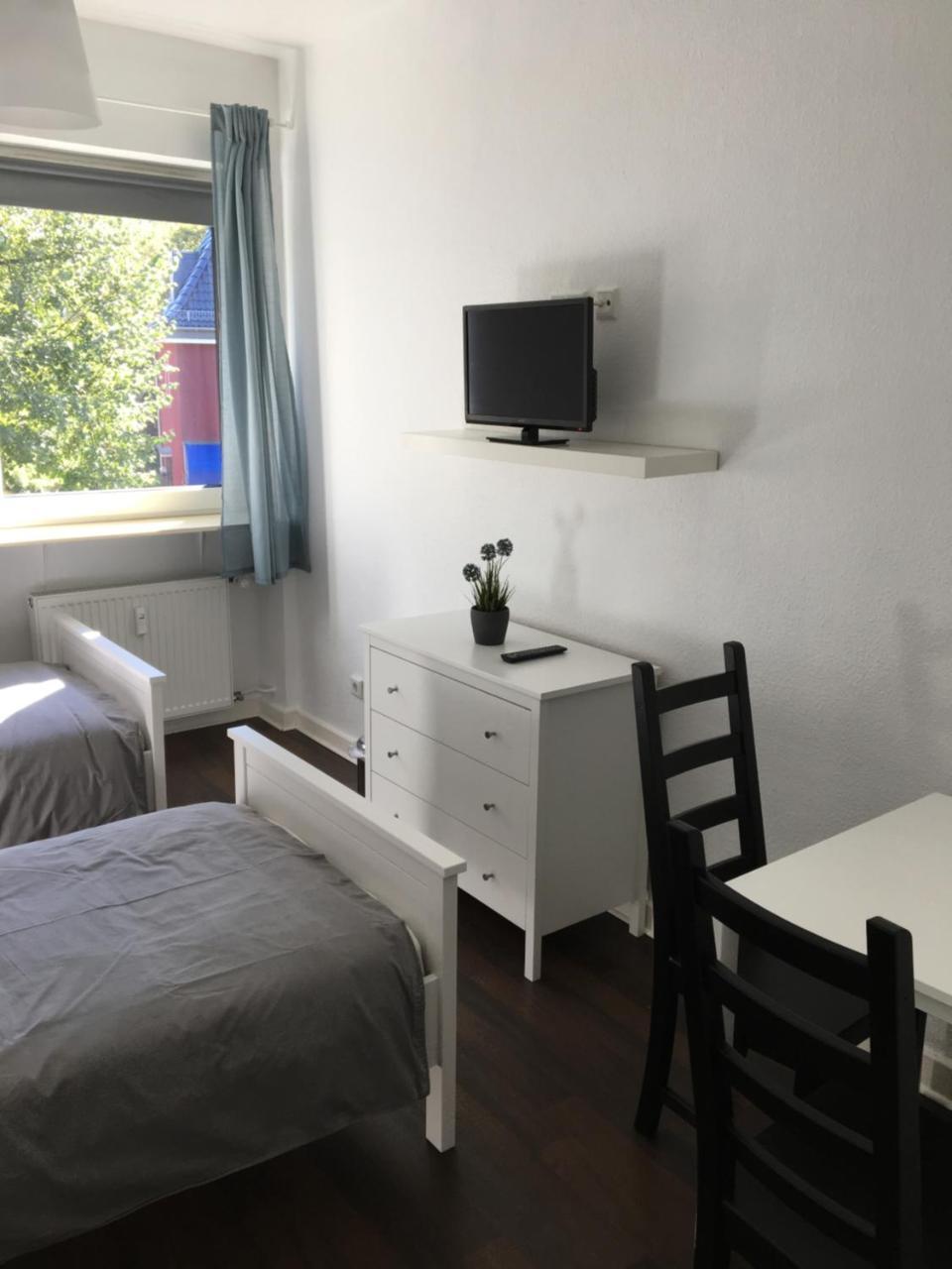 Bed and Breakfast Zum Armen Mann Düsseldorf Esterno foto