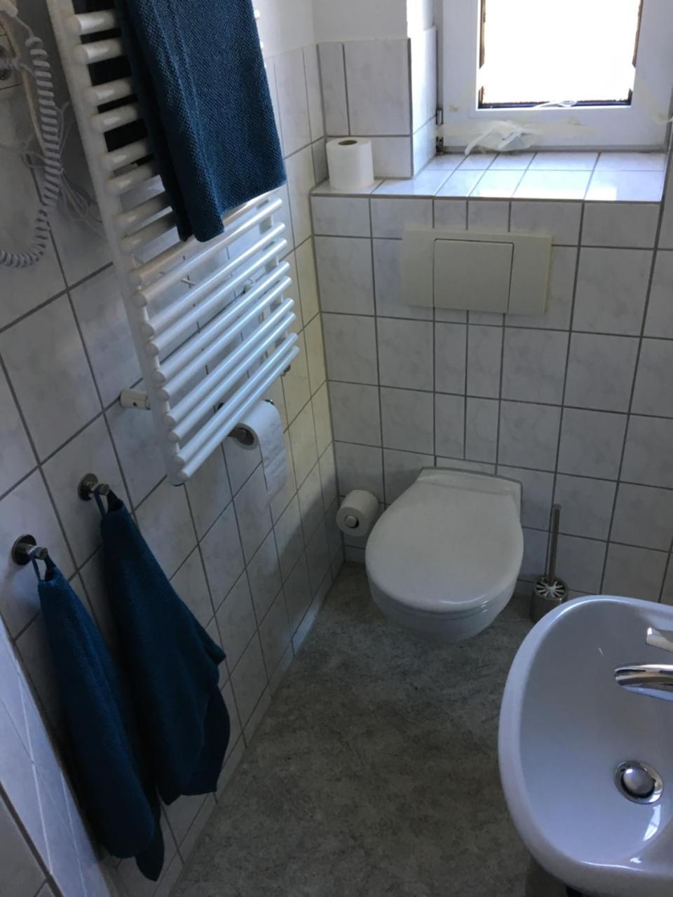 Bed and Breakfast Zum Armen Mann Düsseldorf Esterno foto