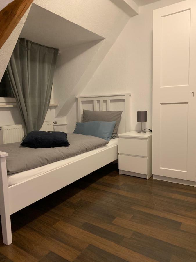 Bed and Breakfast Zum Armen Mann Düsseldorf Esterno foto