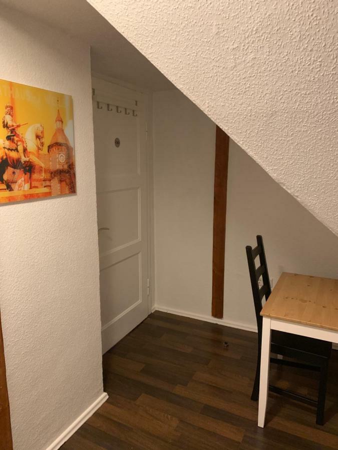 Bed and Breakfast Zum Armen Mann Düsseldorf Esterno foto